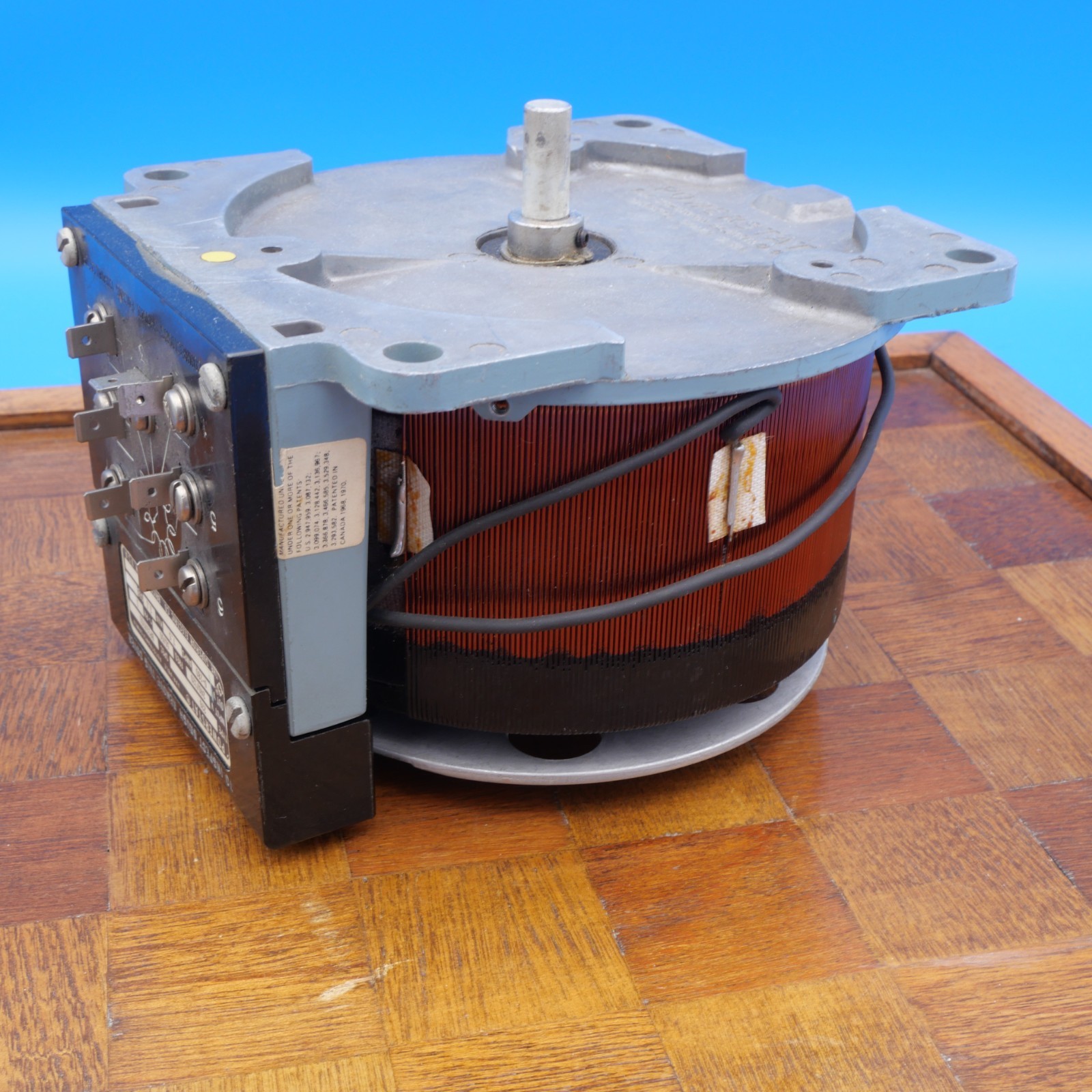 POWERSTAT 226 / 226U VARIABLE AUTOTRANSFORMER 240/120 7.5 amp