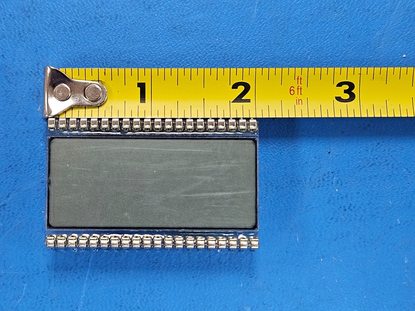(2) 096P106C DISPLAYTECH LCD NUMBERIC Display Module 40PIN DIP Through Hole