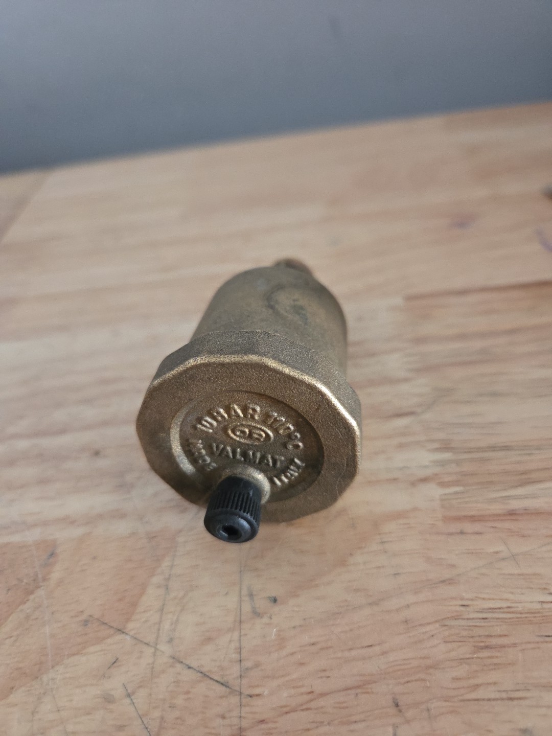 Valmat 10 Bar 110C Auto Air Vent Brass 3/8″ Npt