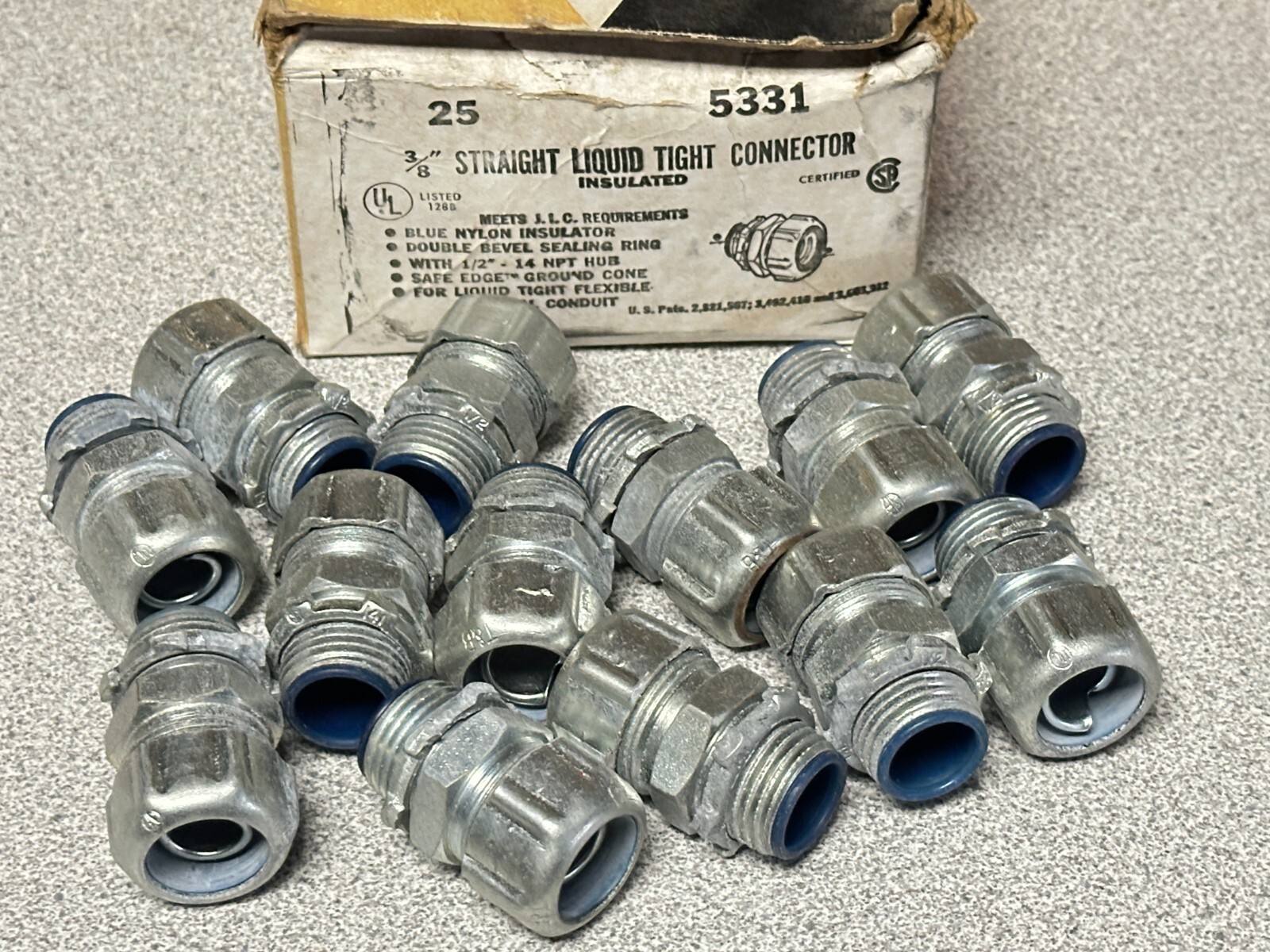 LOT OF 13 NEW THOMAS & BETTS 5331 LIQUID-TIGHT FLEX-METAL CONDUIT CONNECTOR 3/8″