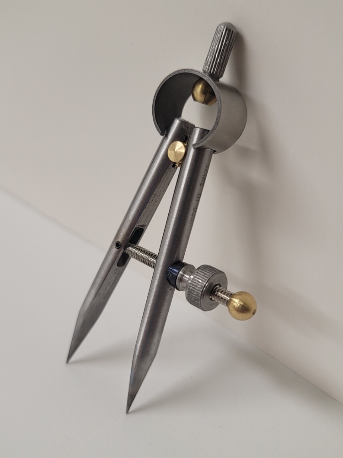 Made of A2 Steel Precision Toolmakers Divider with Hardened Tips