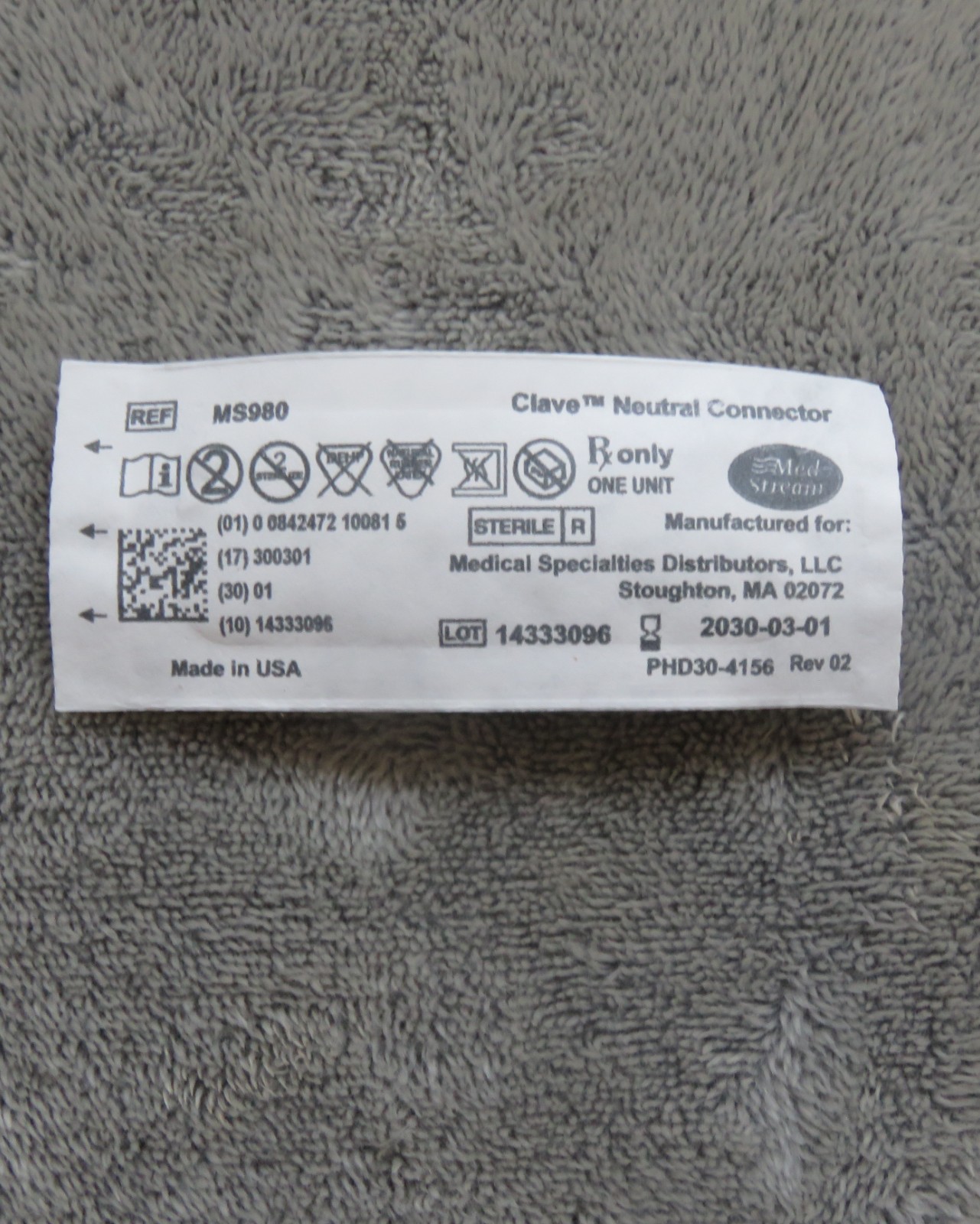 Lot 10 ICU Medical MC100 MicroClave Clear Neutral Connectors Expire After 1/30