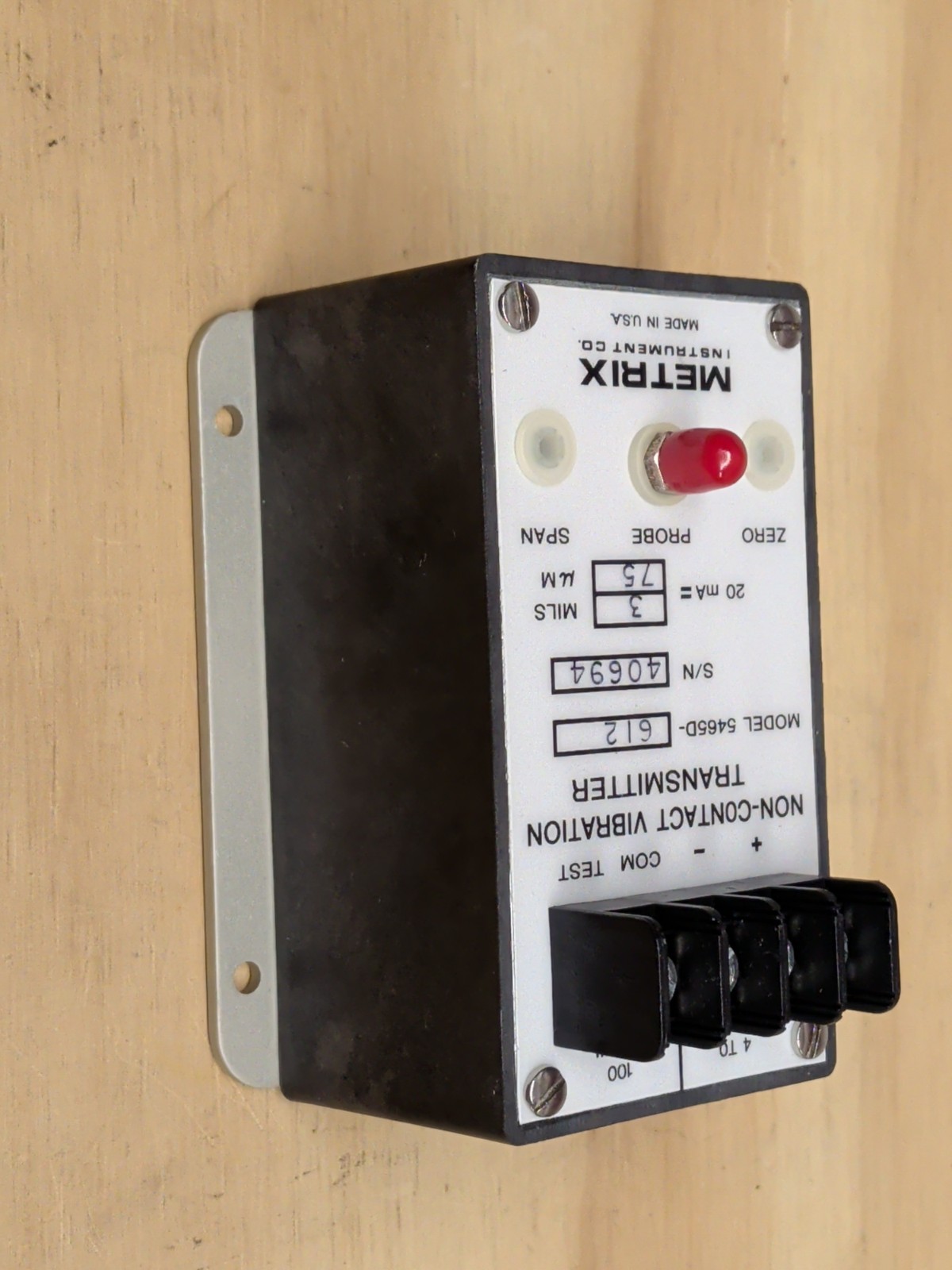 NEW Metrix 5465D-612 Vibration Transmitter Non-Contact Monitoring