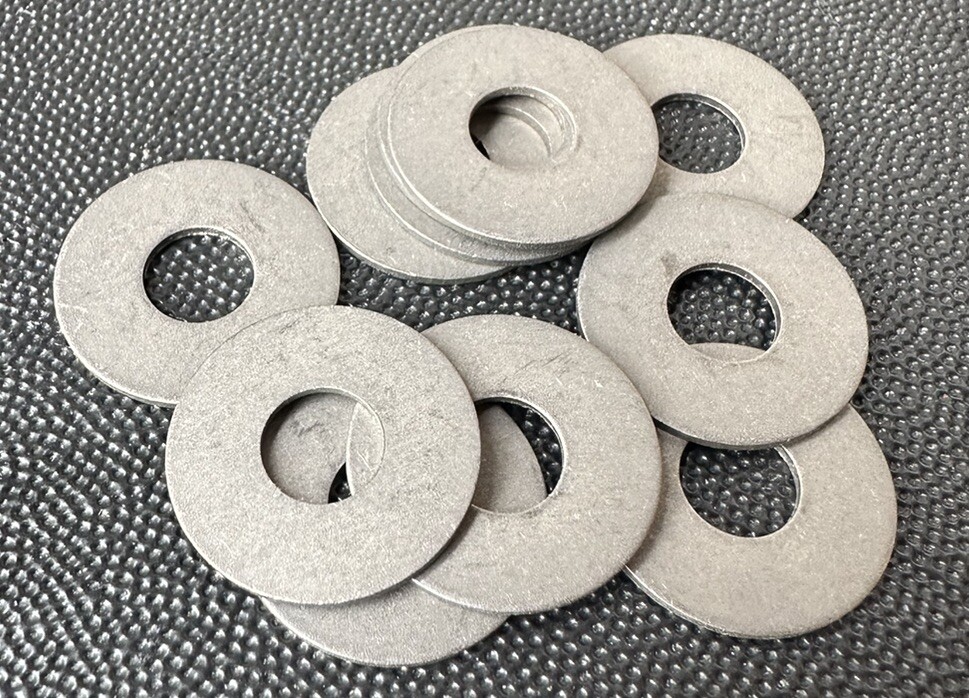 1/4” Flat Washer, 3/4” diameter Grade 2 Titanium (pack of 10)