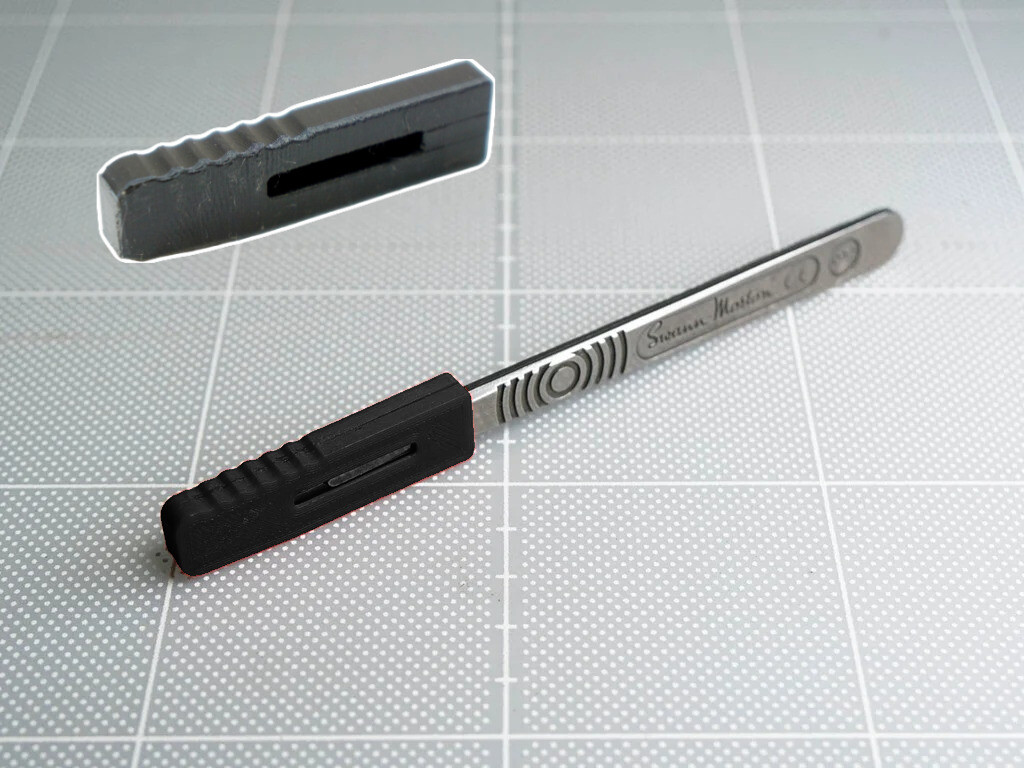 Plastic Scalpel Cover Sheath for Swann Morton No. 3 with #11 Blade Protection