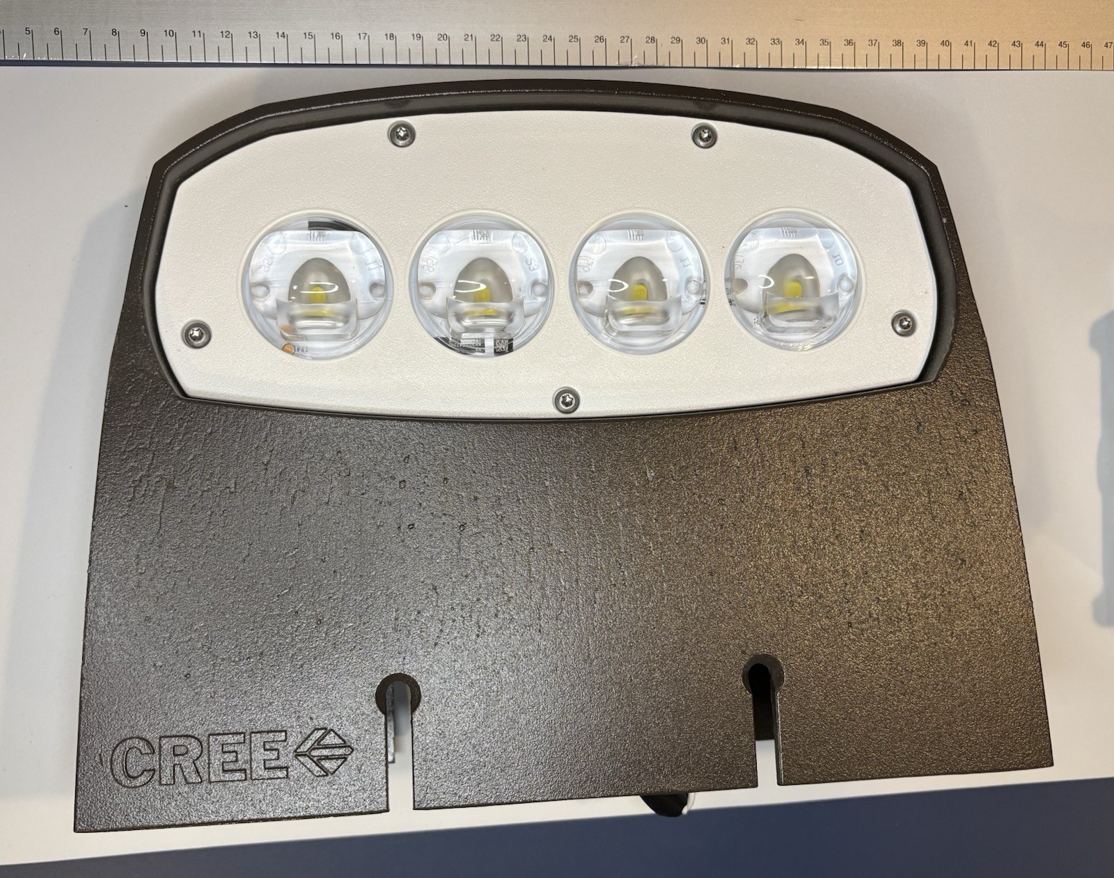 Cree Wall Pack CKCR-XSPW-B-WM-3ME-4L-57-UL-BZ – Color Bronze