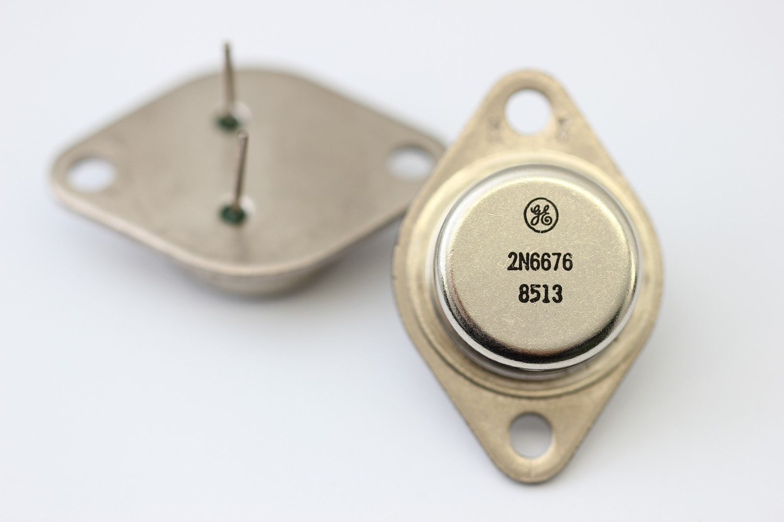 2N6676 TRANSISTOR NOS( New Old Stock ) 1PC. C263U3F100516