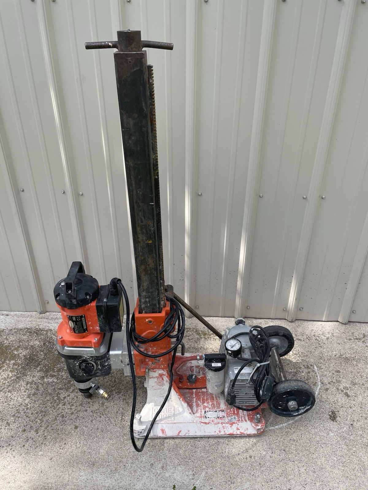 Diamond Products Drill Rig CB733 Core Bore Drill Motor & M-1 Vacuum Stand CB 733