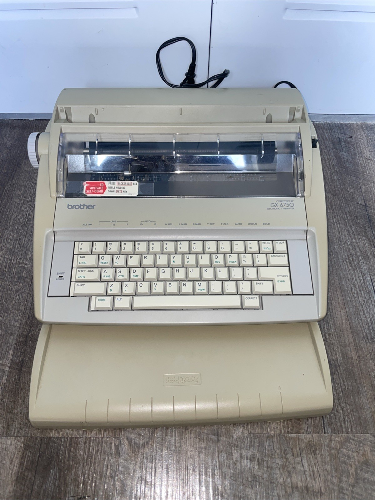 Brother GX-6750 Daisy Wheel Correctronic Electronic Typewriter Tested & Working!