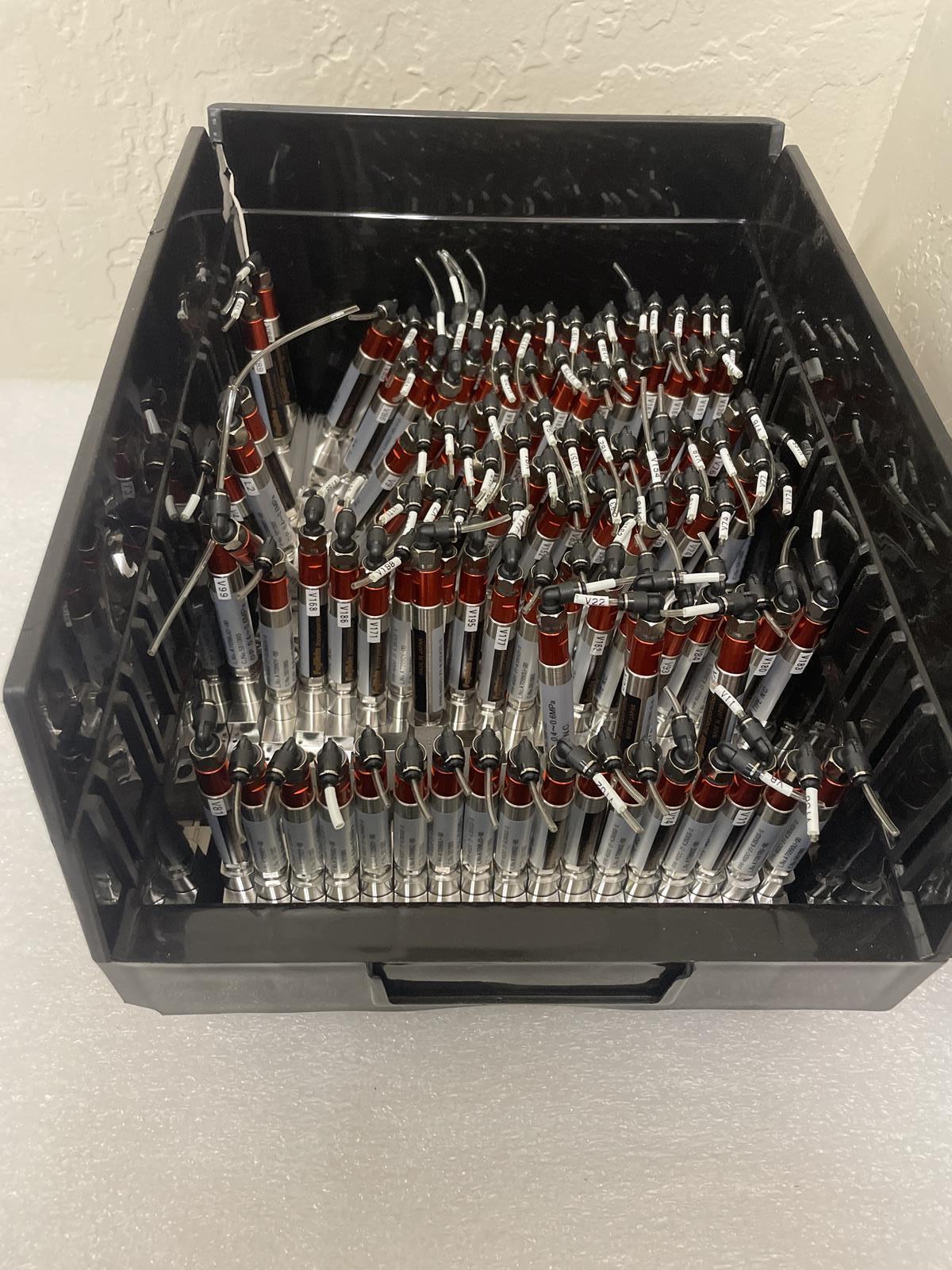 FUJIKIN LOT OF VALVES O.P. 0.4~0.6 MPa TYPE N.C. SINGLES, DOUBLES