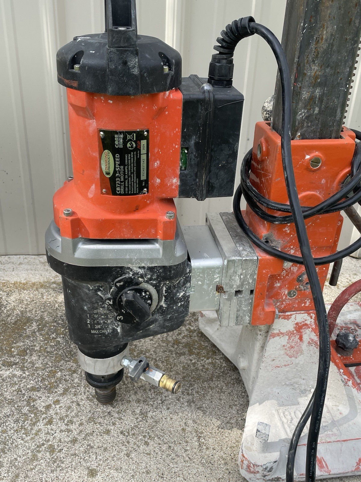 Diamond Products Drill Rig CB733 Core Bore Drill Motor & M-1 Vacuum Stand CB 733