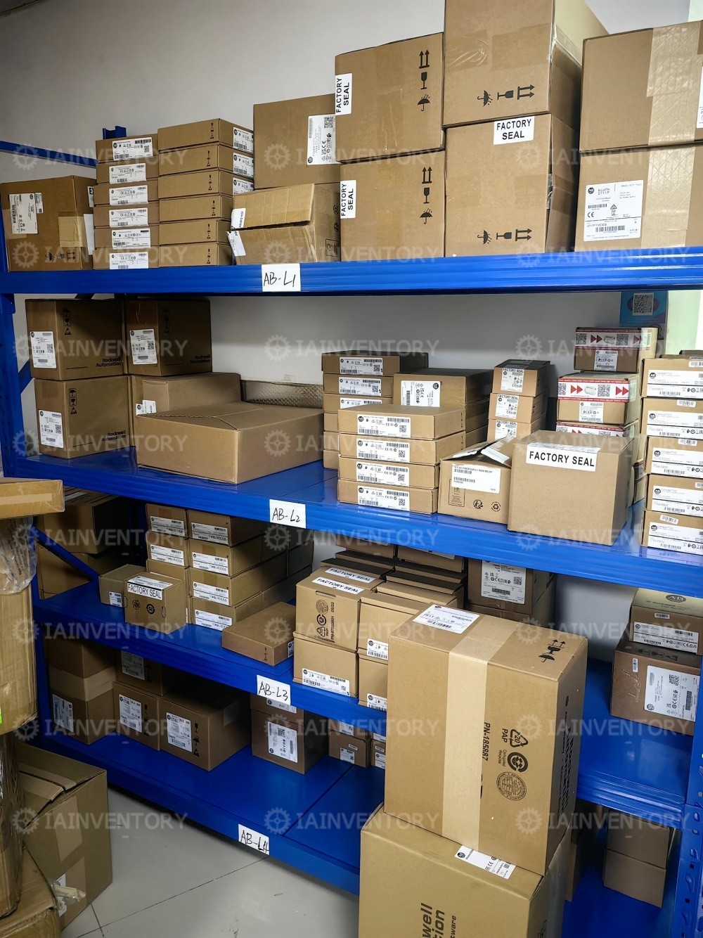1 Unit NEW Allen-Bradley 1756-L84ES Fast Shiping+Warranty