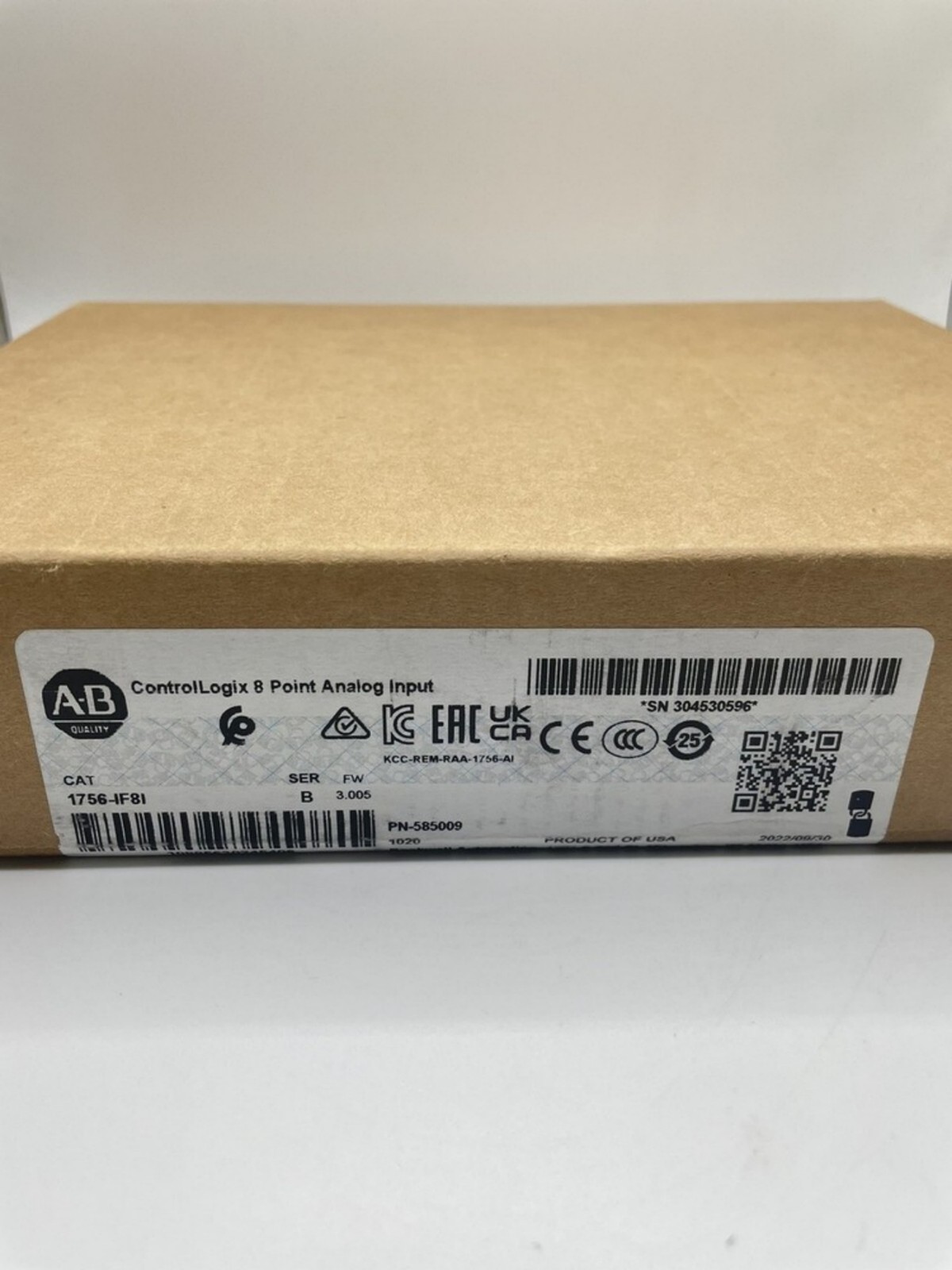 New in Box AB 1756-IF8I/B ControlLogix 8 Point Analog Input 1756IF8I serB US