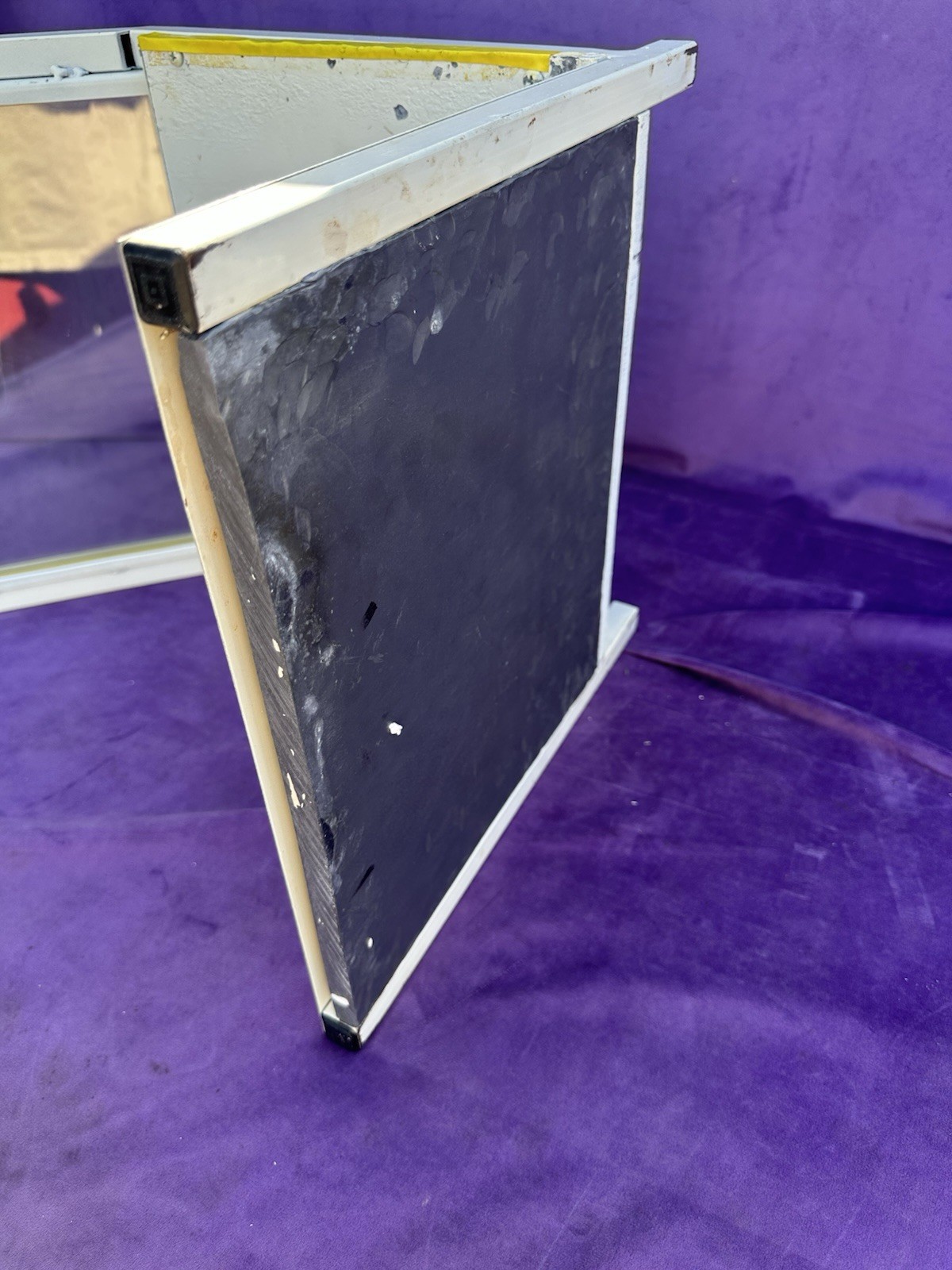 Tabletop L-Block Shield Protection Nuclear Medicine Radiation Shielding