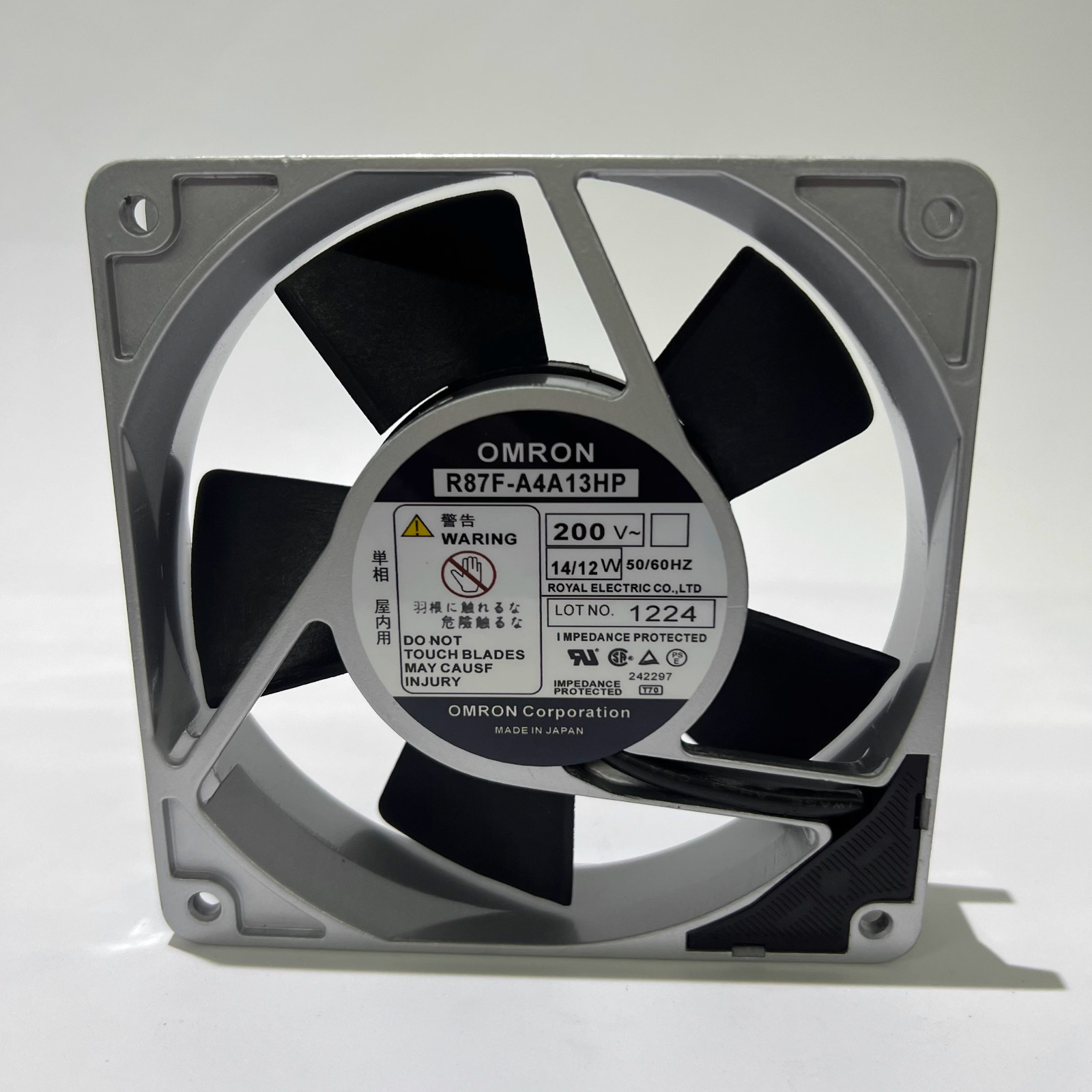 1PCS R87F-A4A13HP 20014/12W 120 * 120 * 25 aluminum frame AC fan 12cm
