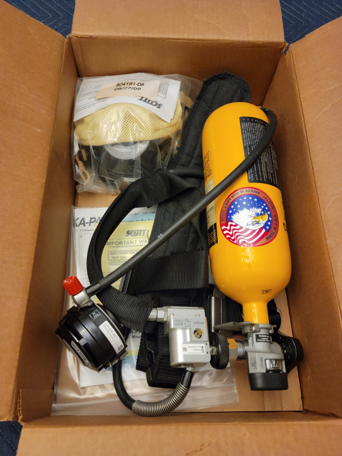 NOS Scott 804987-05 Ska-Pak Plus, 10 Min Entry/Egress, Harness, AV2000 SCBA SABA