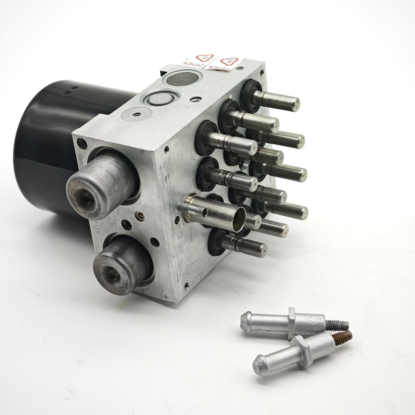 68196033AA ABS Hydraulic Control Pump Compatible With Ram 1500 Pickup 2013-2022