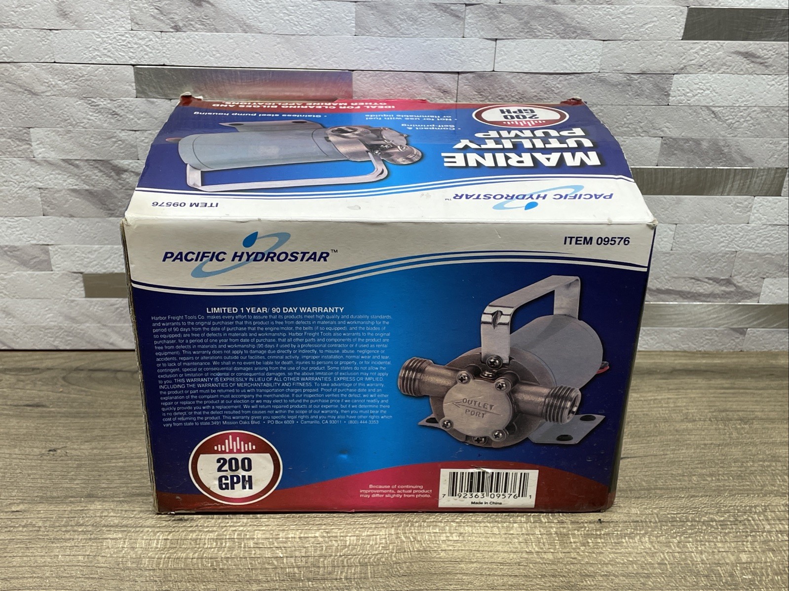 Pacific Hydrostar 12 volt DC Marine Utility Pump 200GPH – 09576 New Open Box