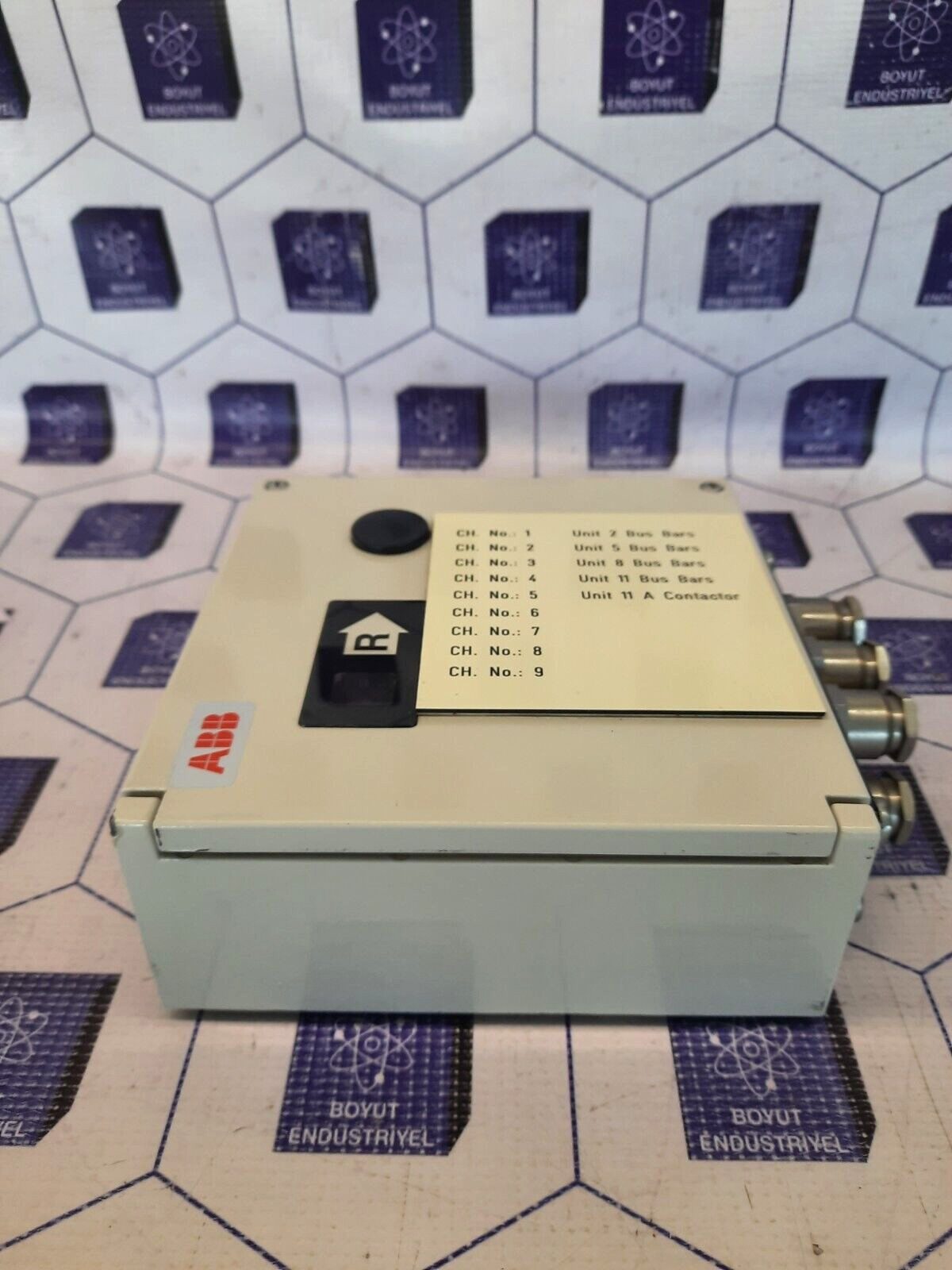 ABB TVOC 1SFA663001-A Arc Guard 1SFA 663 001-A Arc Monitor 60-240 V50-60 HZ