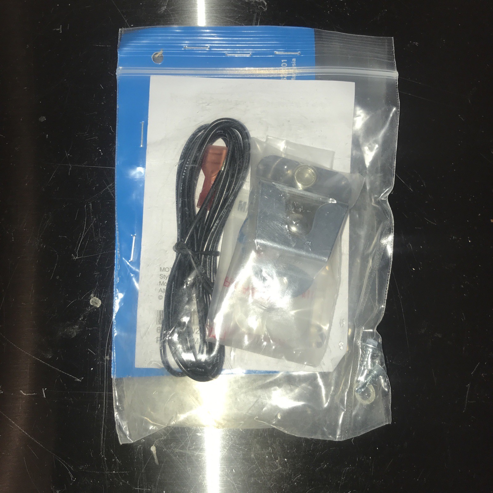 New Motorola Microphone Hang-Up Clip Model HLN5391 Installation Kit