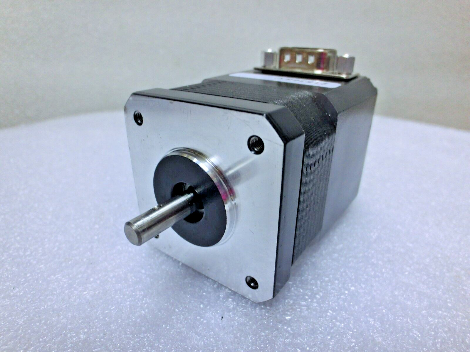 LIN Engineering CO-4118S-01-15RO 1.5A Stepping Motor,Used,US_,9006