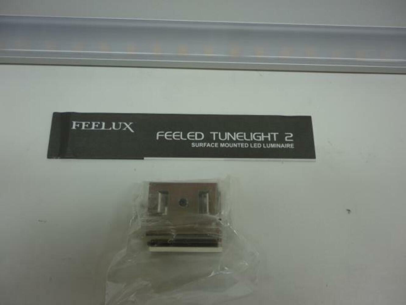 NEW FEELUX LIGHTING TUN15-35K-120V 15W 45 INCHES 35K LED LIGHT FIXTURE 74440