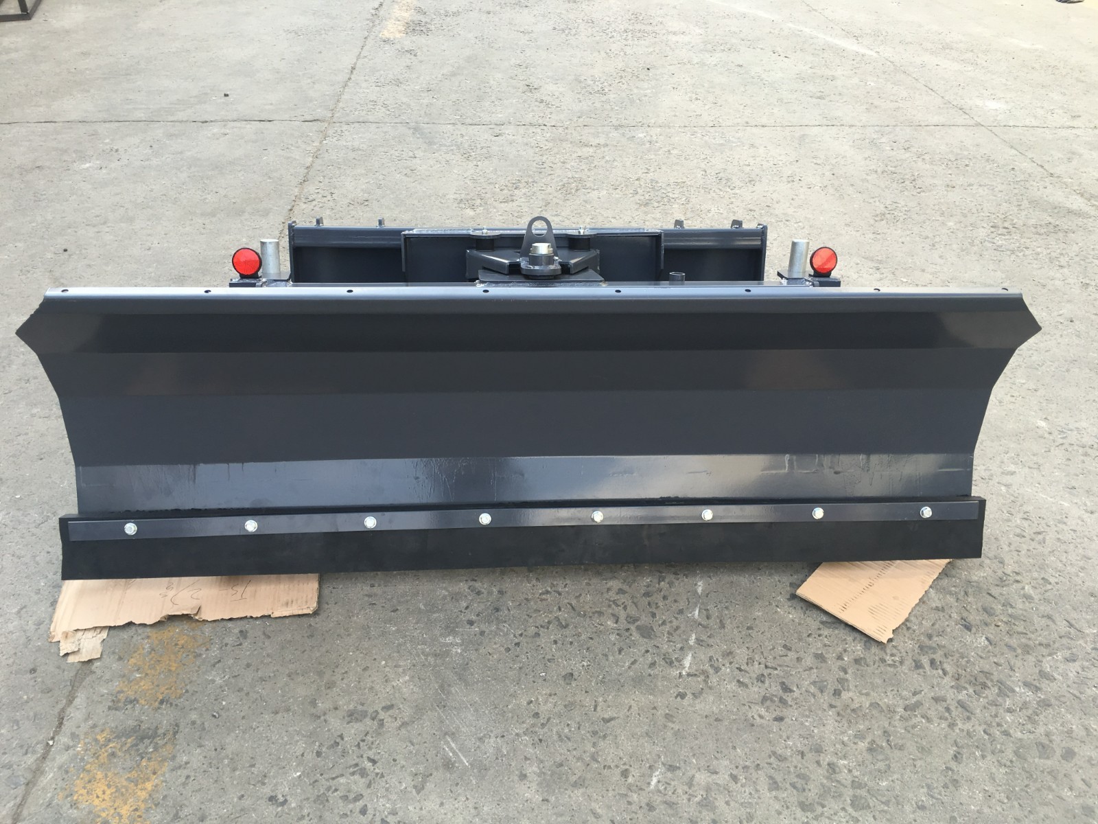 AGT 84in Hydraulic Skid Steer Snow Plow For Mini Skidsteer Attachment Universal