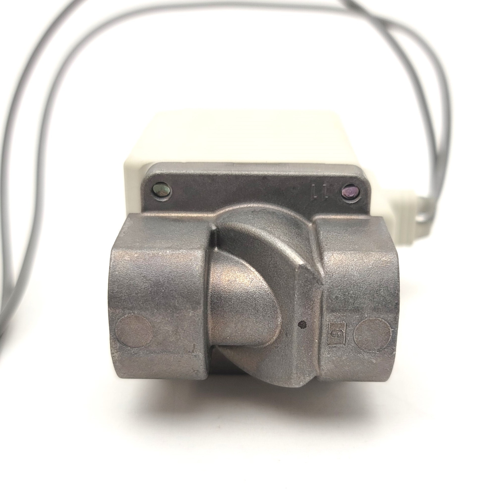 SMC VX230BCB Direct Operated Solenoid Valve 110VAC, 1/4″NPT, 8mm Orifice, 0.3MPa