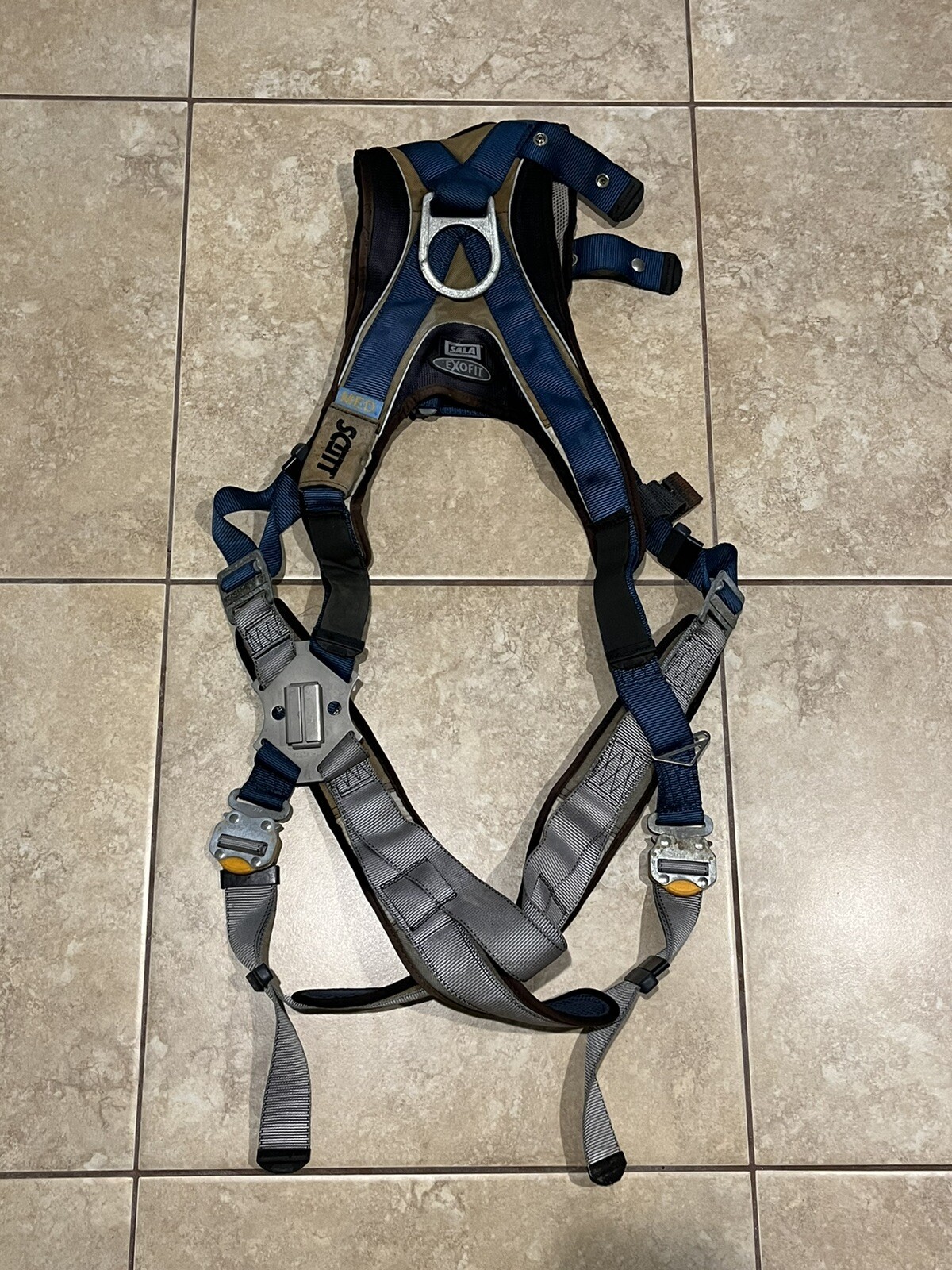 Scott SKA-PAK DBI SALA Exofit Fall Protection Harness – Medium
