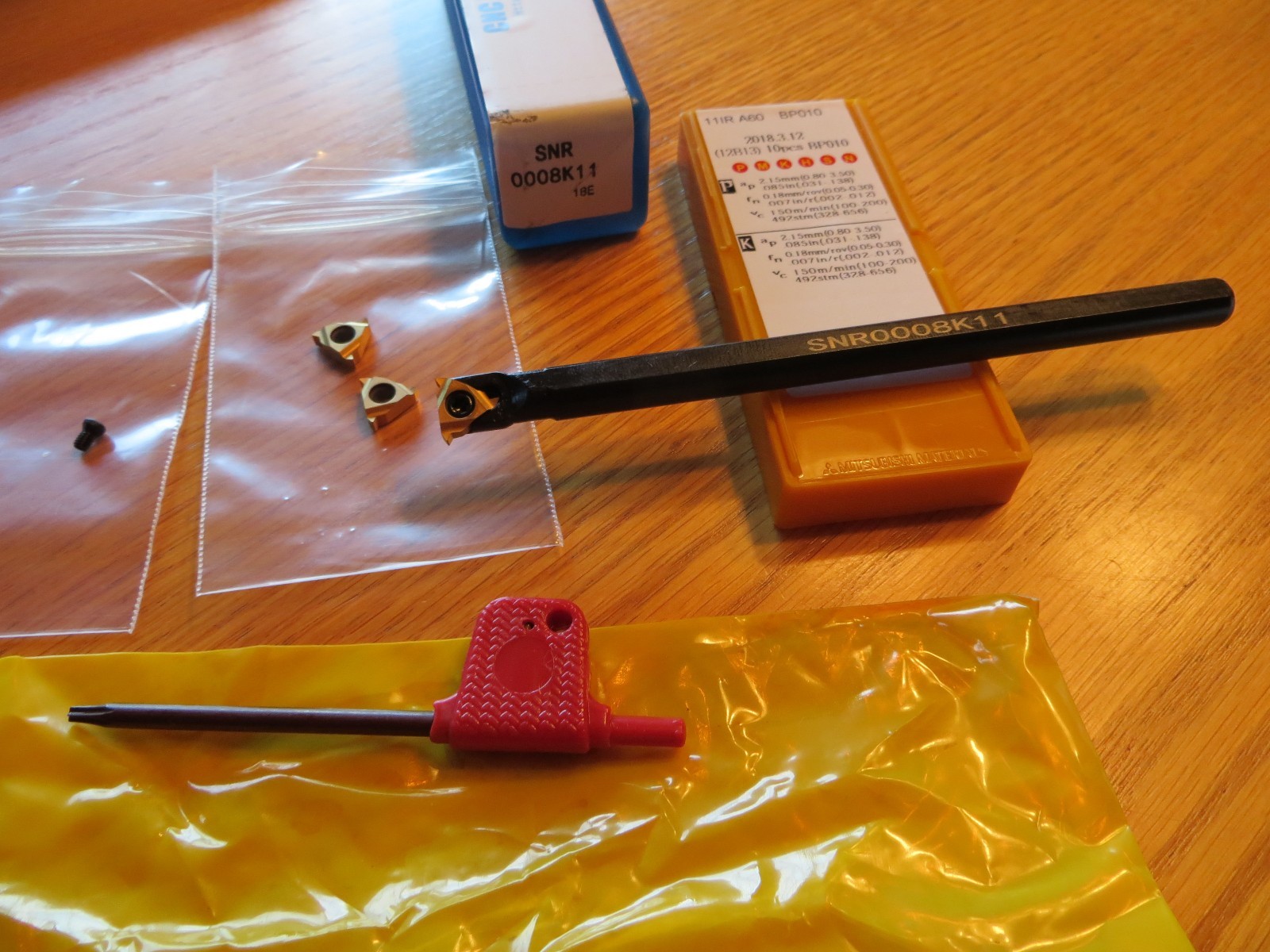 Small Internal Threading Tool, Boring Tool, with 3 Carbide 11 IR A 60 inserts