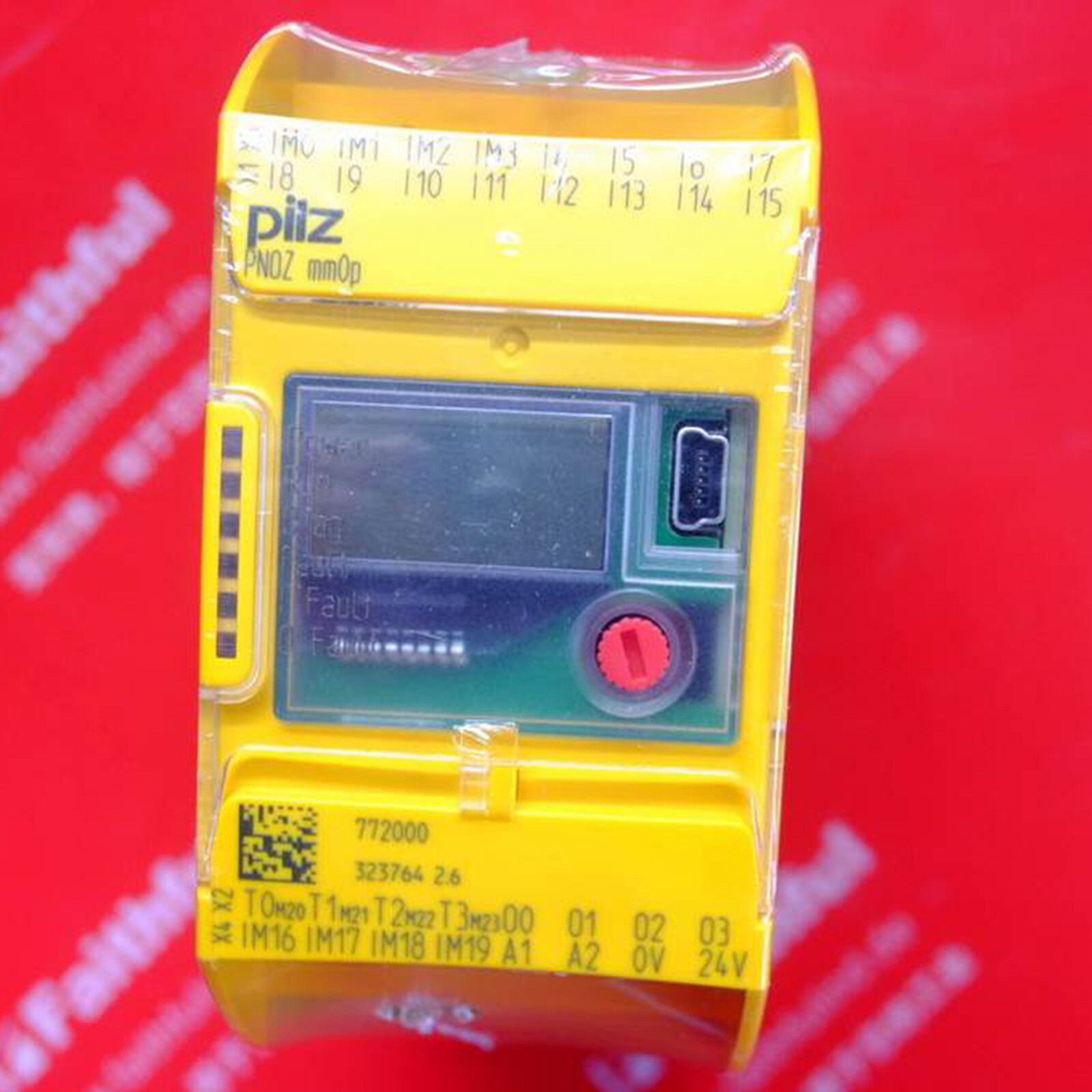 1PCS NEW PILZ Safety Relay PNOZ mm0p 772000 fast Ship #YP1