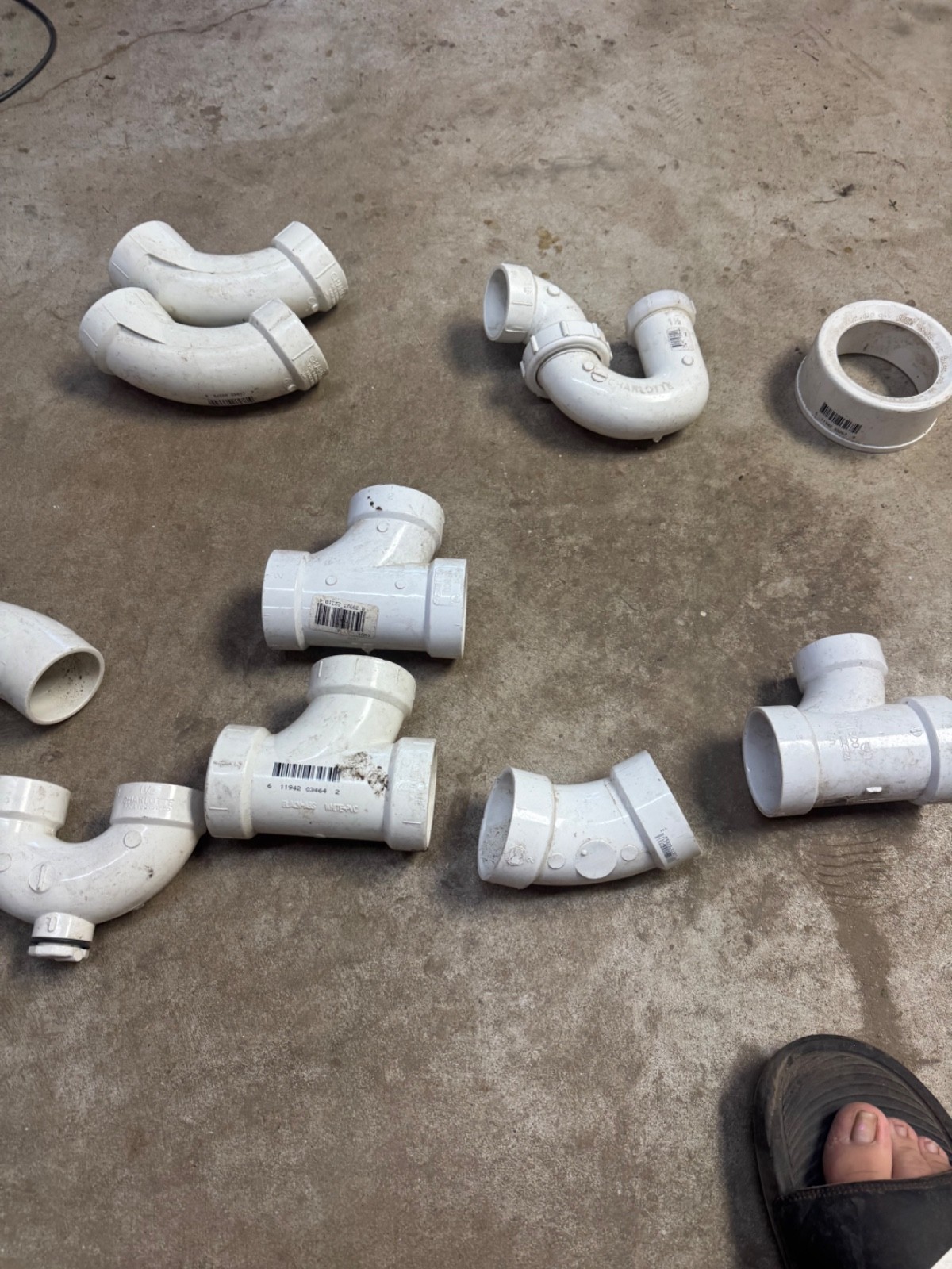Lot of PVC fittings as listed in description