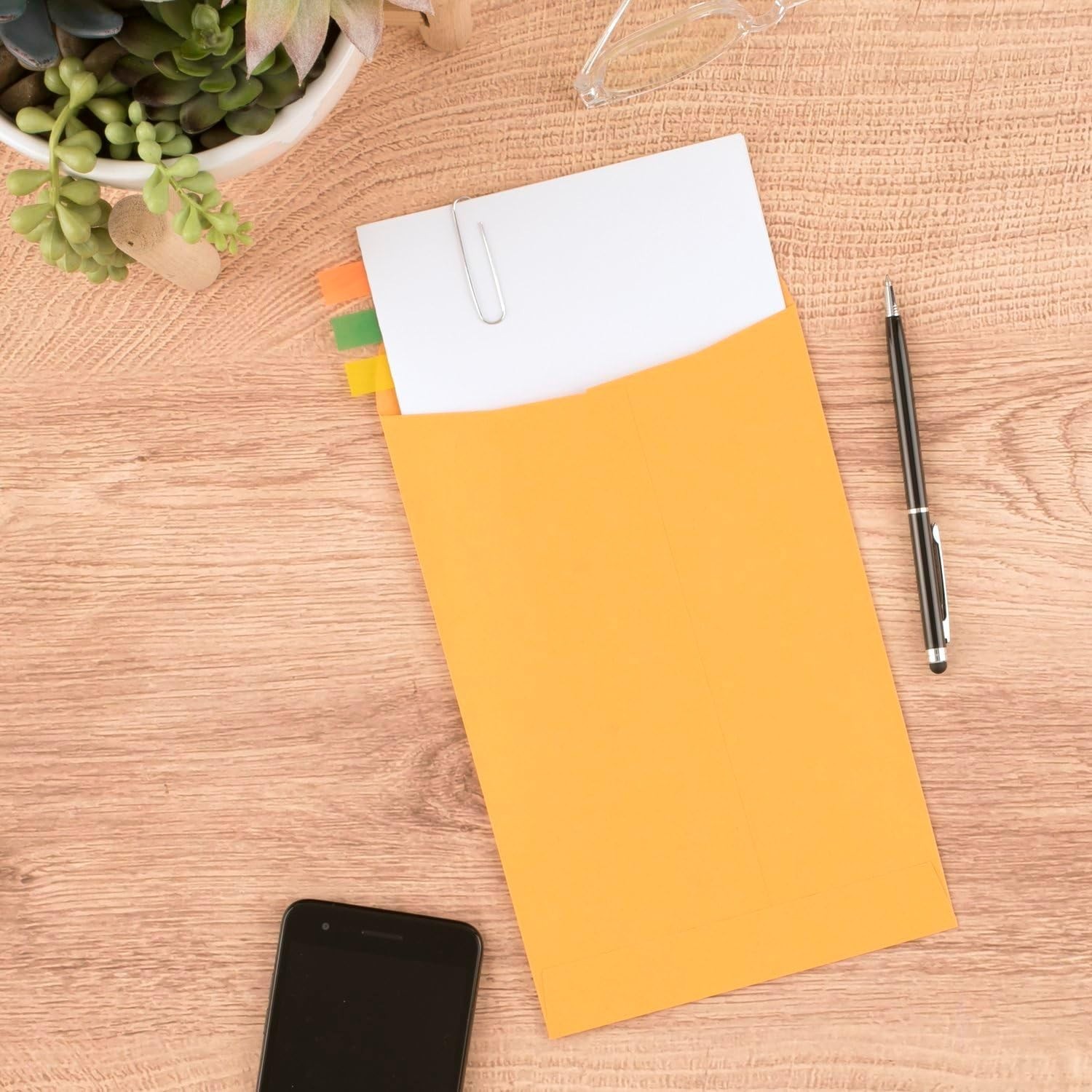 Heavyweight 6″ x 9″ Brown Kraft Envelopes with Clasp Closure – 25 Count