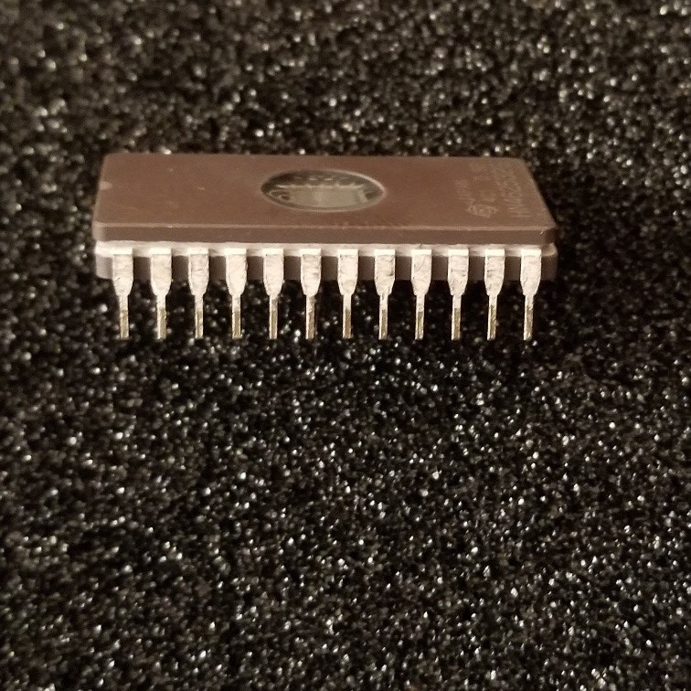 10pcs HITACHI HN462532G 462532 2532 4 X 8 32Kbit UV EPROM CDIP24, never used