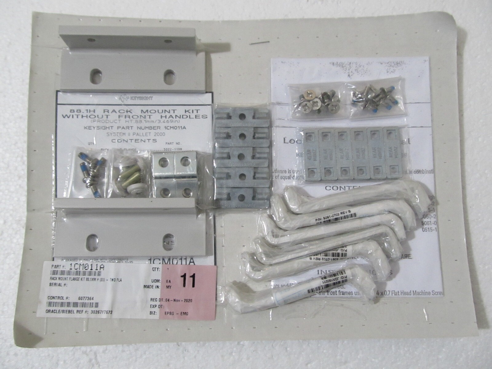 Keysight 1CM011A Rackmount Flange Kit 88.1mm H (2U) – Two Flange Brackets Kit