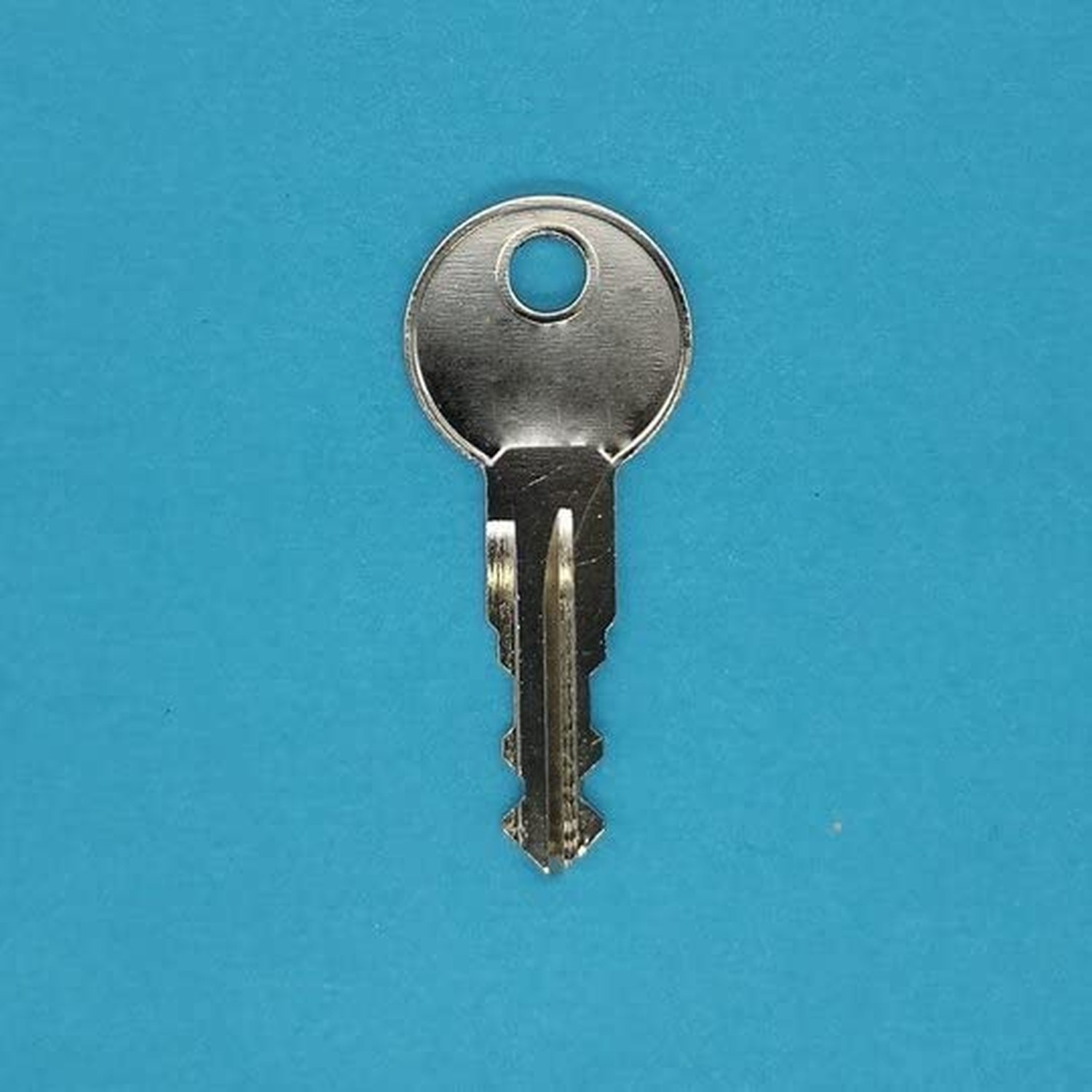 Replacement Key for Thule Carrier Systems and Roof Boxes Key Number Thule – N…
