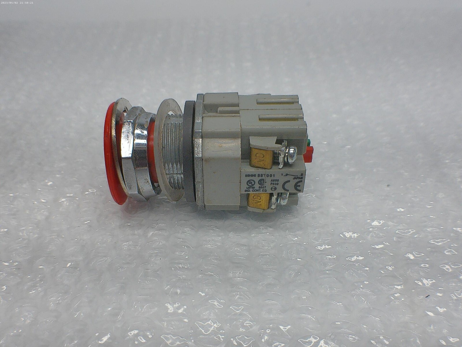IDEC AYD PUSHBUTTON RED UNMP