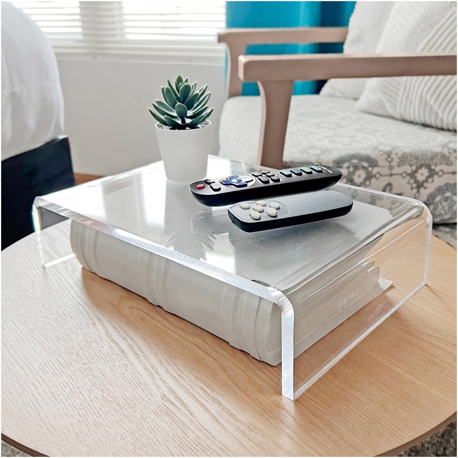 Plymor Clear Acrylic Rectangular Display Riser, 3″ H x 12″ W x 8″ D (3/8″ thick)