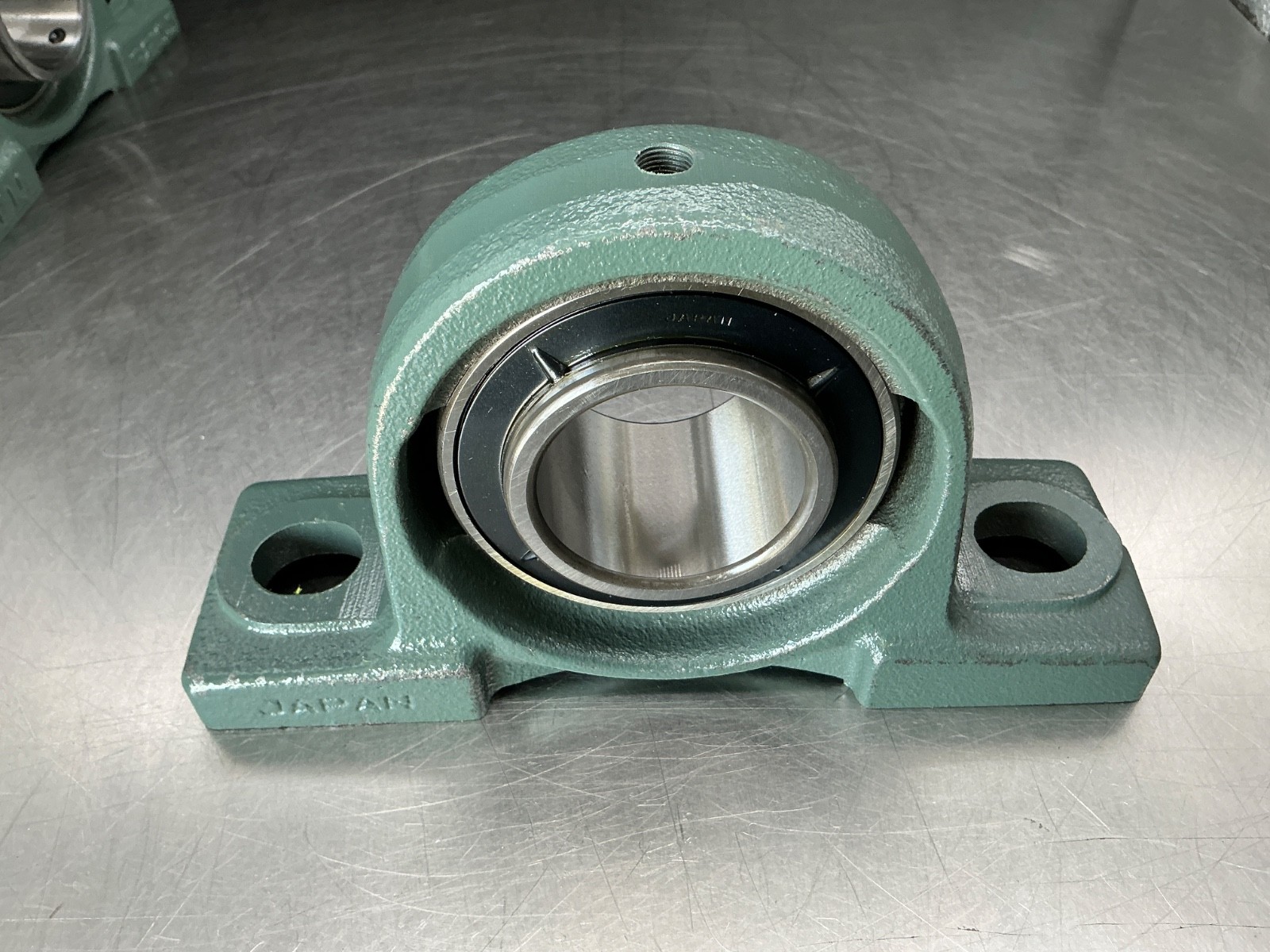 NTN P210J Pillow Block Bearing with UC210 Bearing 1-15/16 Bore
