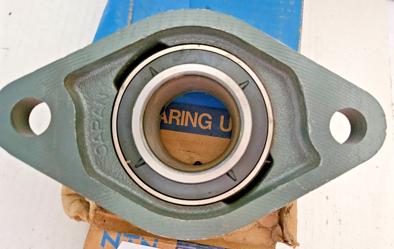 NTN Bearings UC 210-11 Pillow Block Bearing (not original box)