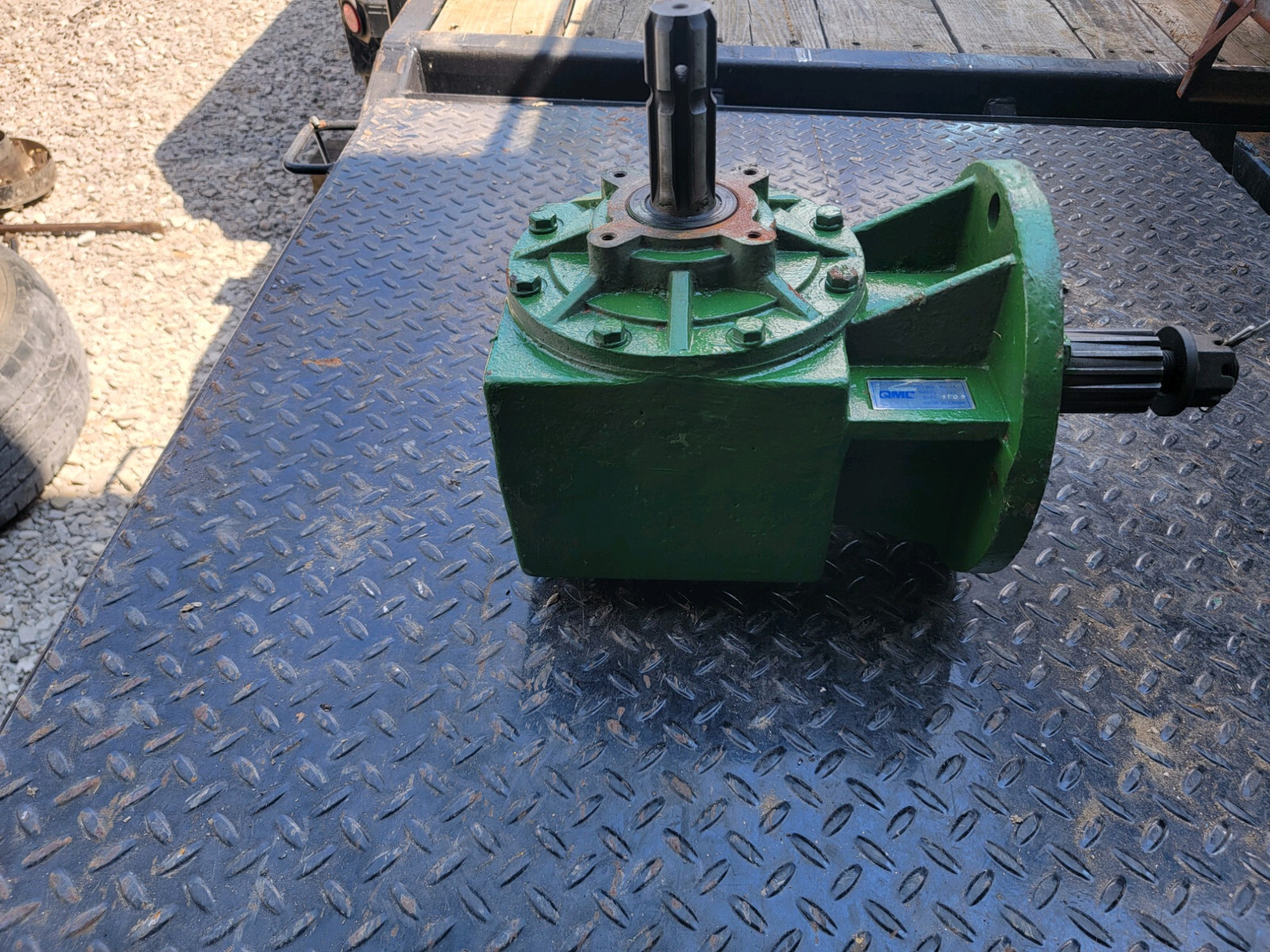RC-71 75HP Rotary Cutter Gearbox 1-3/8″ 6-Spline Input Shaft 1:1.21 Ratio