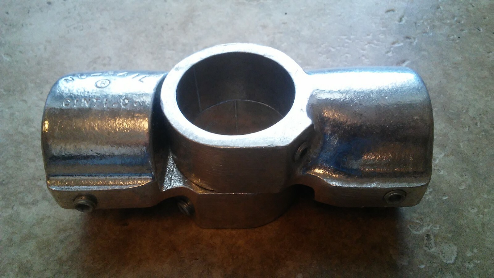 Hollaender Speed-Rail 30 C 08530 1-1/2″ ( 1.900″ ) Fitting 4 sets unused