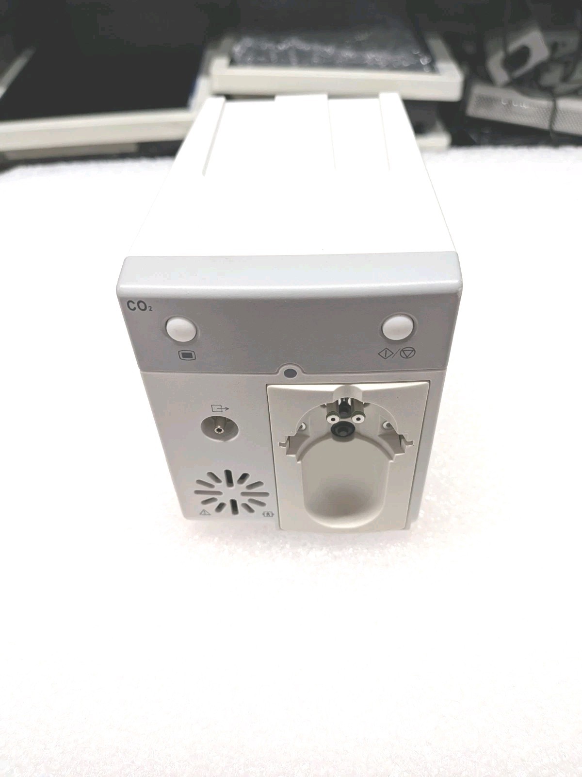 Mindray CO2 Module 6800-30-50137 as Pictured Working