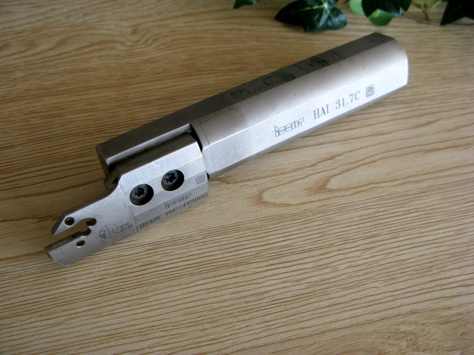 ISCAR MODULAR INDEXABLE GOOVING BAR 1-1/4″ SHANK HAI 31.7C