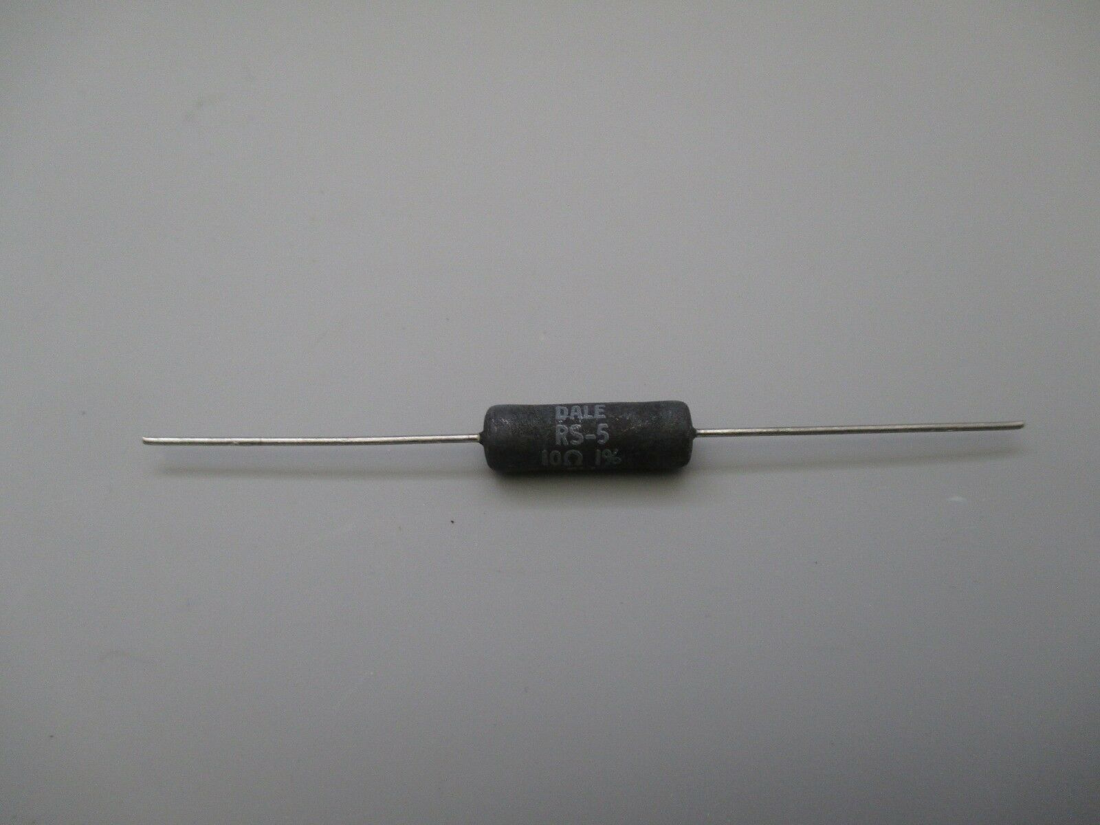 Vishay Dale RS00510R00FB12 5watts 10ohms 1% Resistor qty 100 new