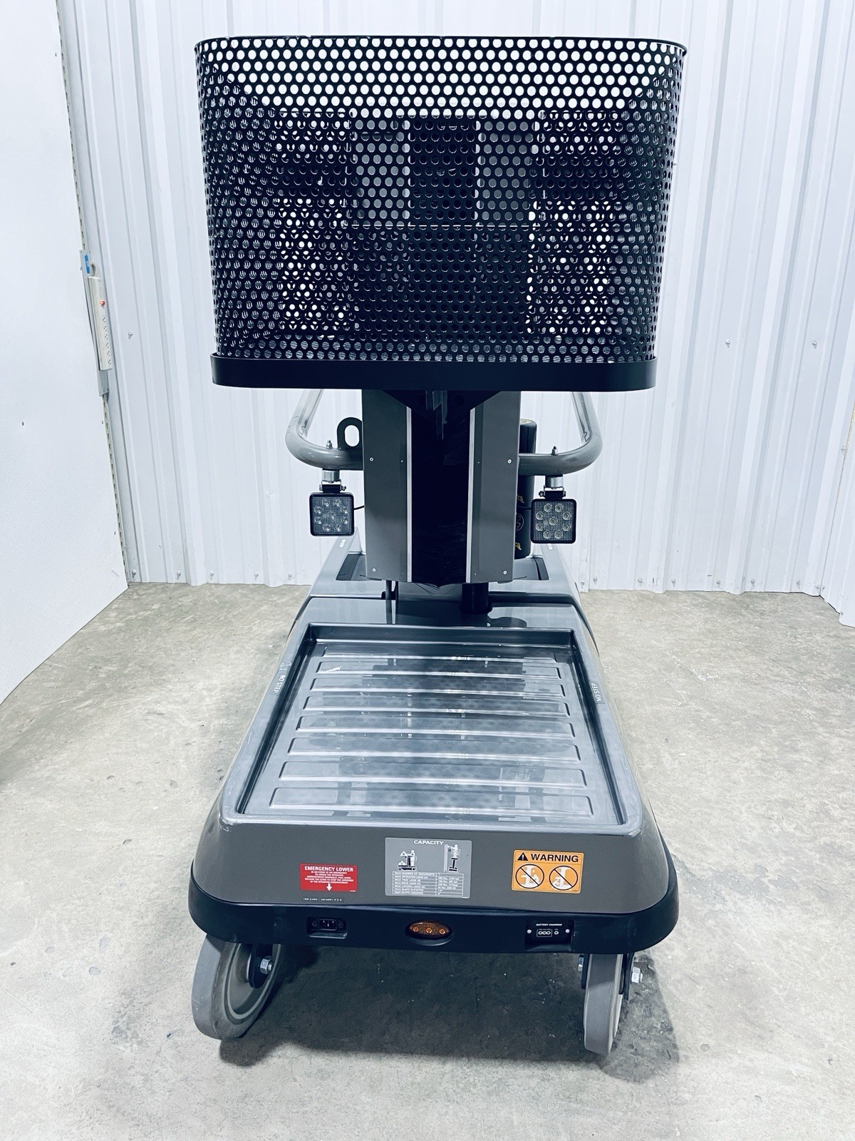 2021 Raymond Lift-Rite Sprint 2.0 Order Picker Lift 128″-Platform Height 1 Hr!