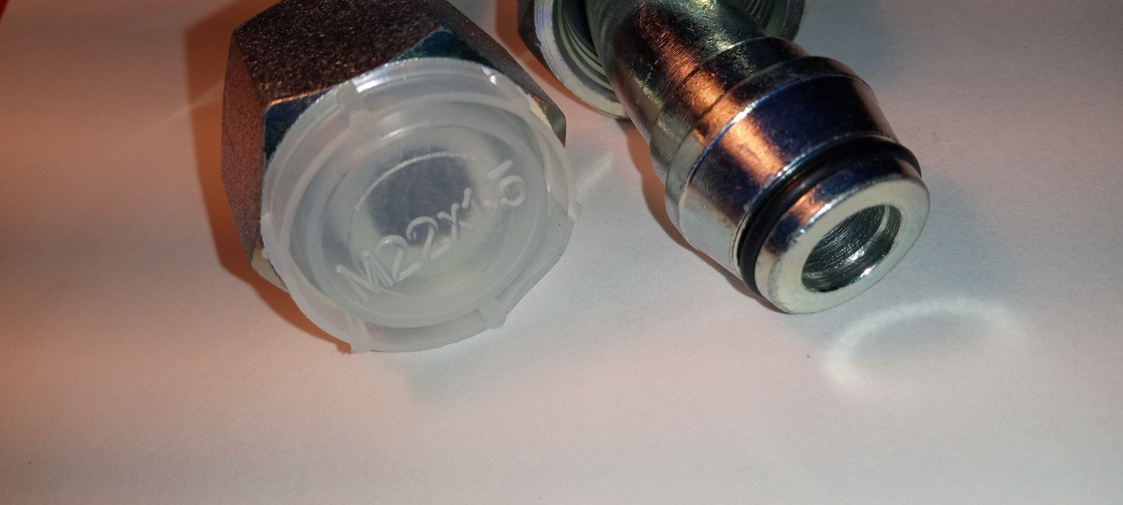 M22 x 1.5 Metric hydraulic fitting 45° Crimp On Ferrule, 20441-22-08 & 00110-08