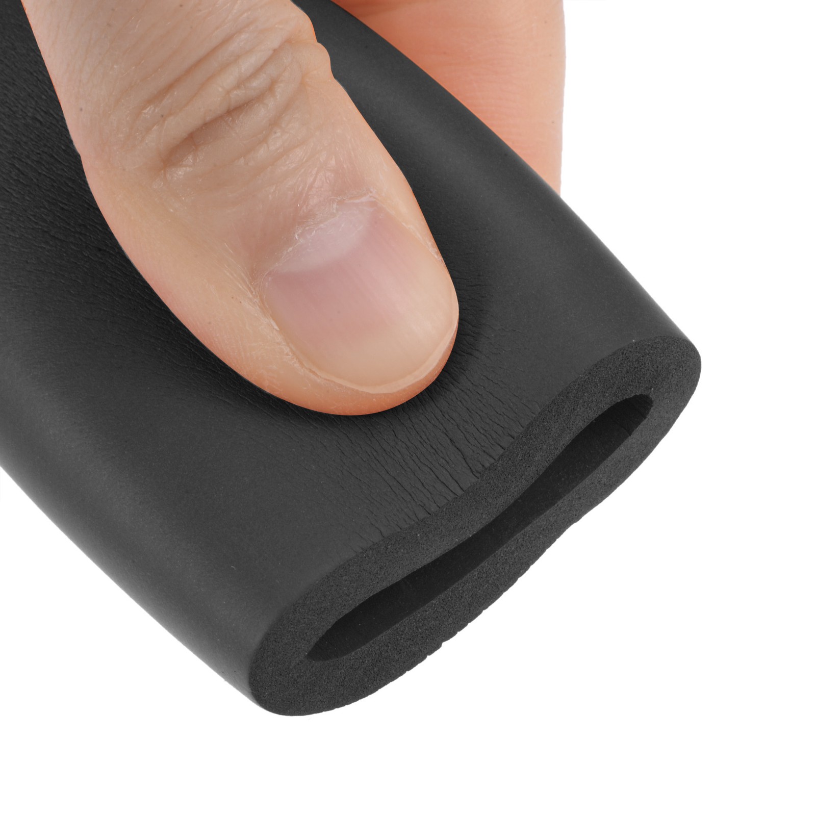 22mm ID 32mm OD Foam Pipe 1m Length Pipe Insulation Black