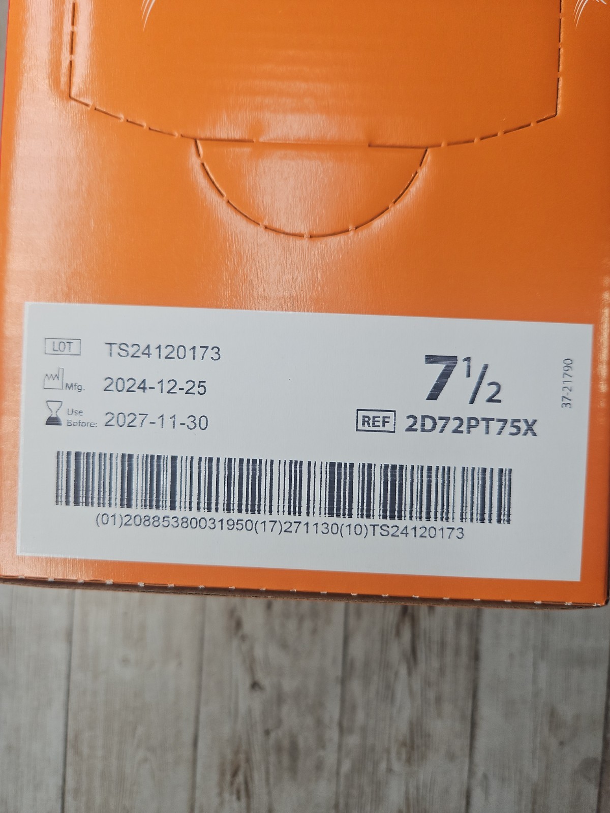 Protexis PI Surgical Gloves *1 Box 50 Pair* Cardinal Size: 7.5 Exp: 11/27