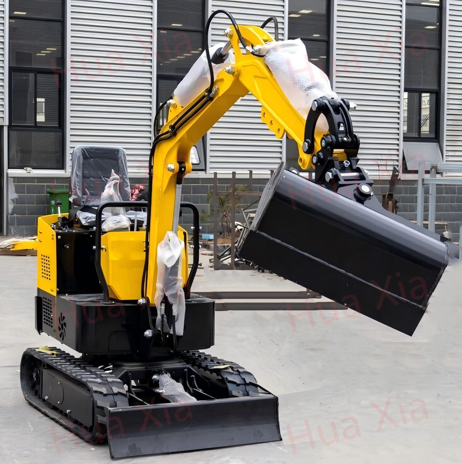 TYPHON 800mm Lengthen Tilting Bucket Attachment for 0.8T-2T Mini excavators.